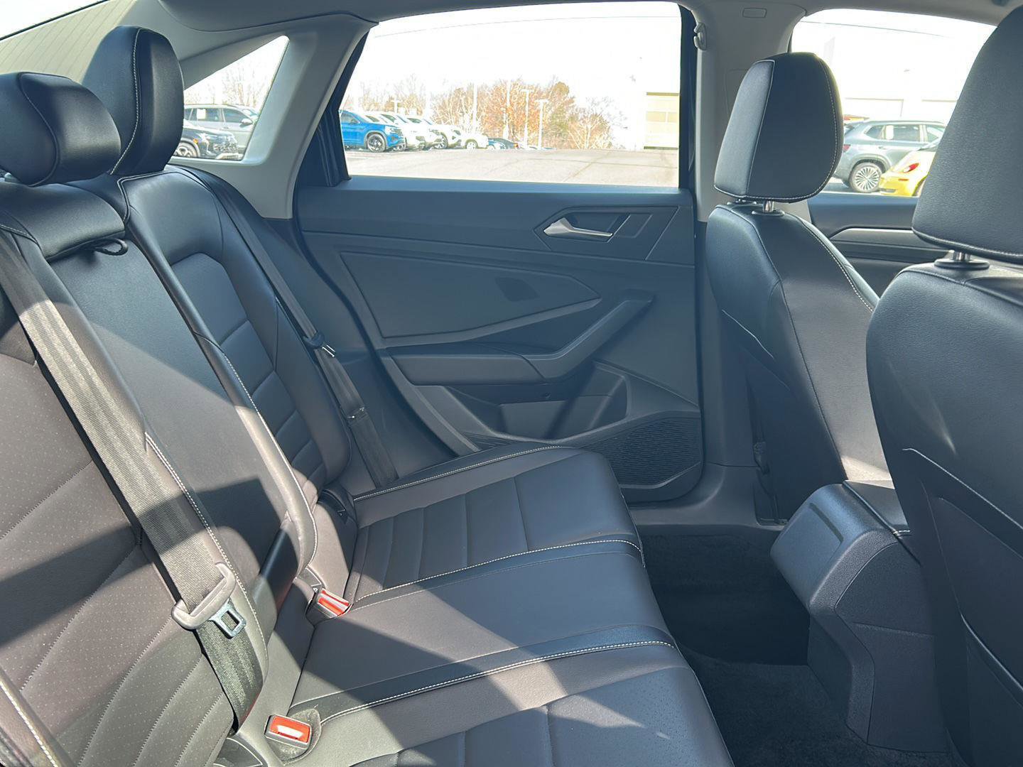 Used 2024 Volkswagen Jetta SE image 20