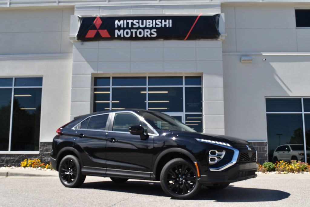 New 2026 Mitsubishi Eclipse Cross LE AWD/4WD image 1