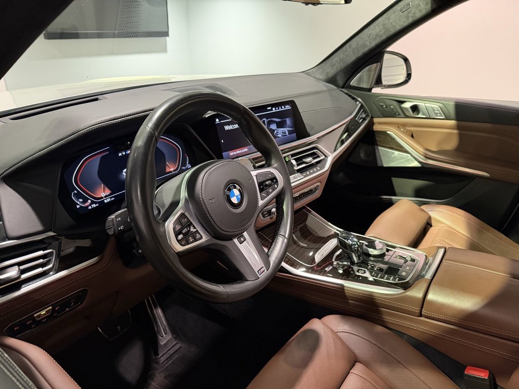 Used 2020 BMW X7 M50i image 10