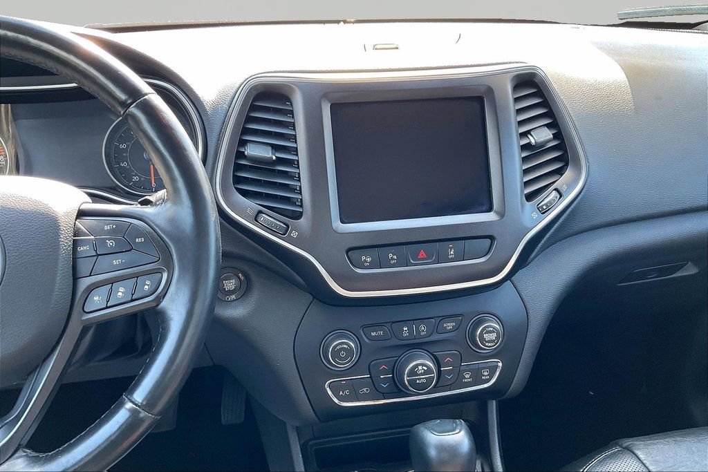 Used 2019 Jeep Cherokee Trailhawk AWD/4WD image 10