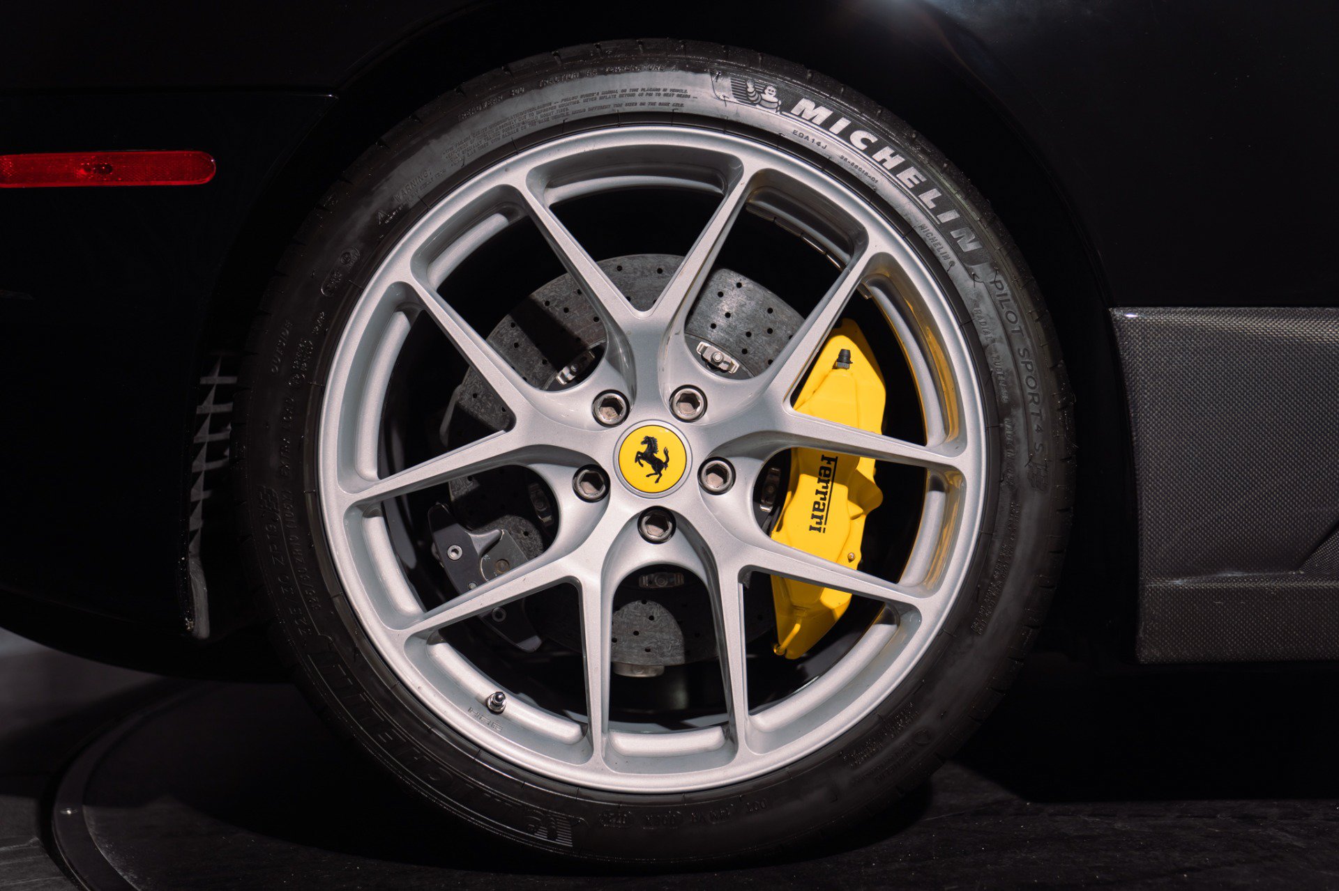Used 2009 Ferrari F430 Scuderia RWD image 16