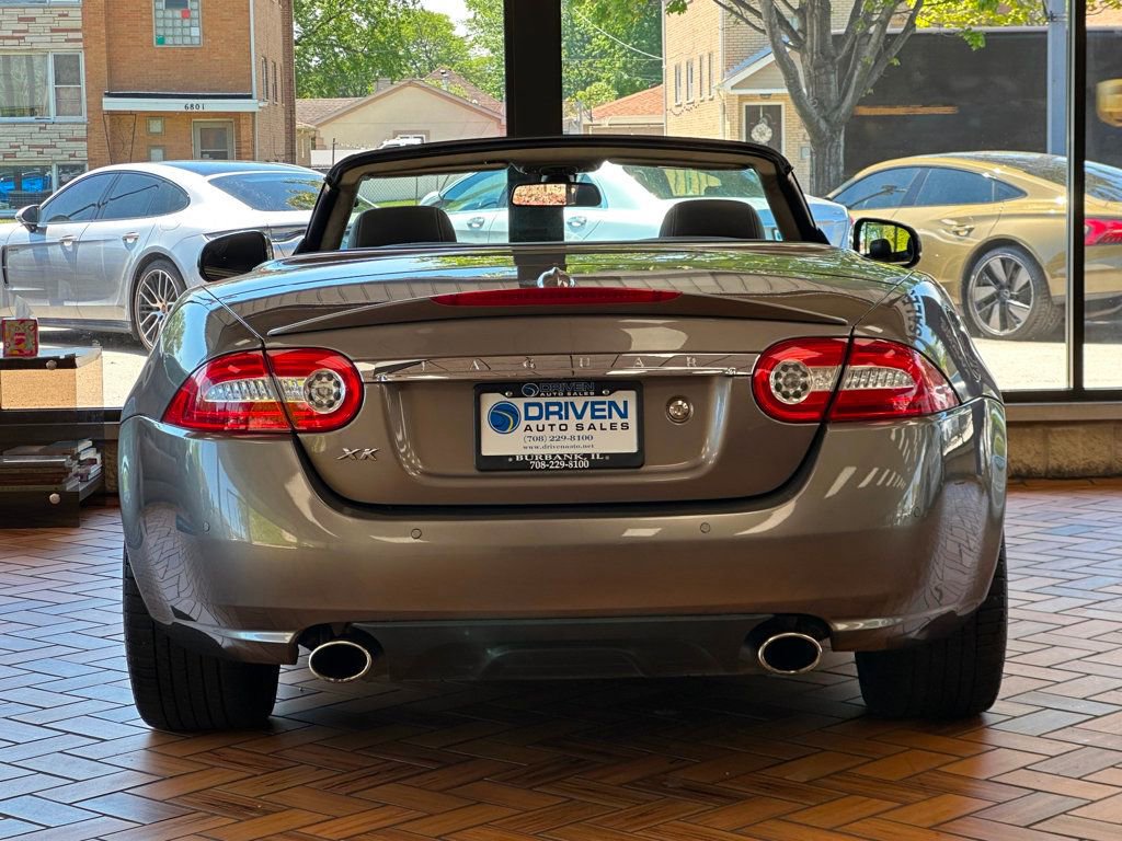 Used 2010 Jaguar XK Convertible RWD image 9