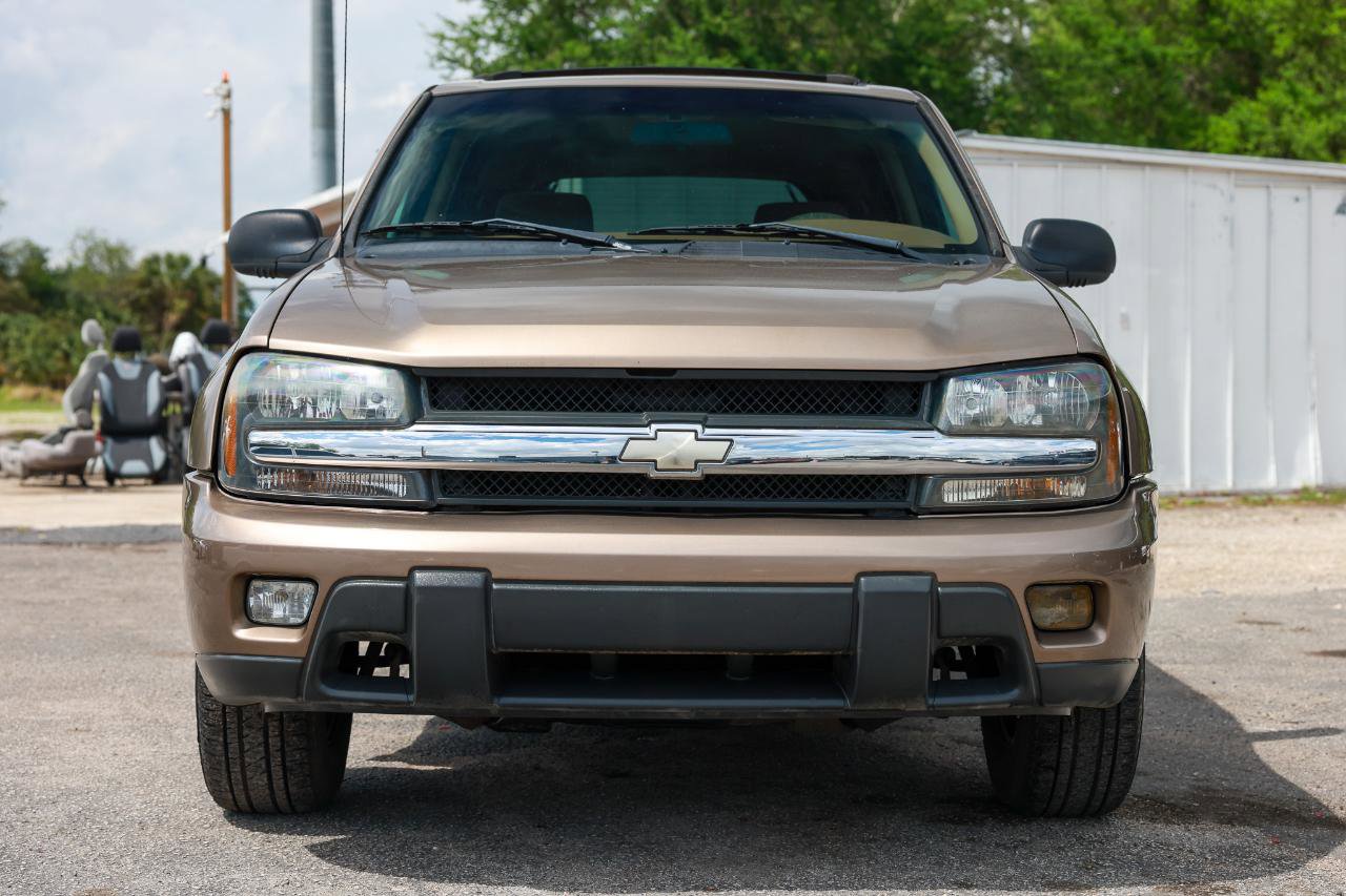 Used 2003 Chevrolet TrailBlazer LT image 17