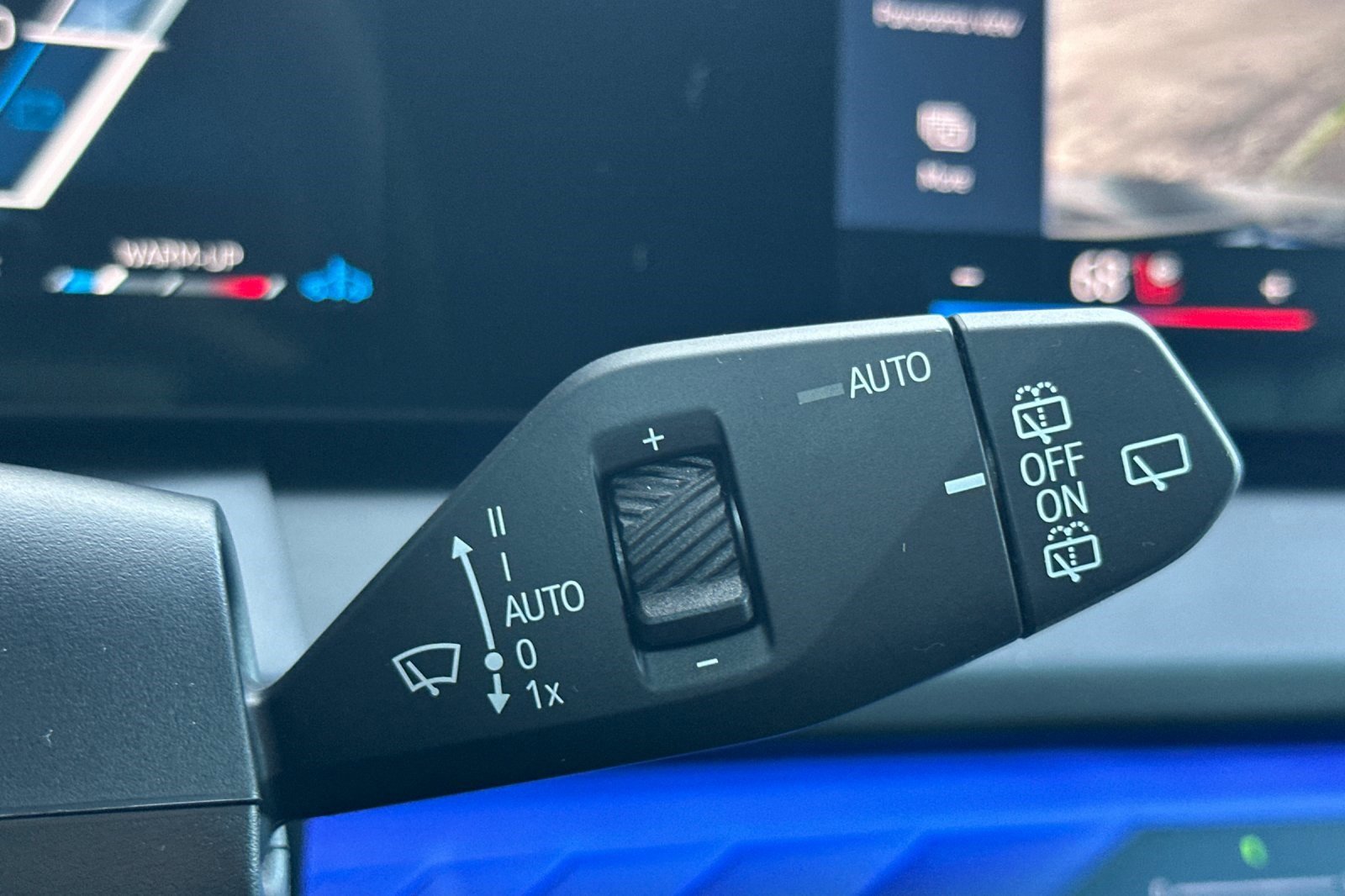 Used 2025 BMW X3 xDrive30i w/ Premium Package image 32