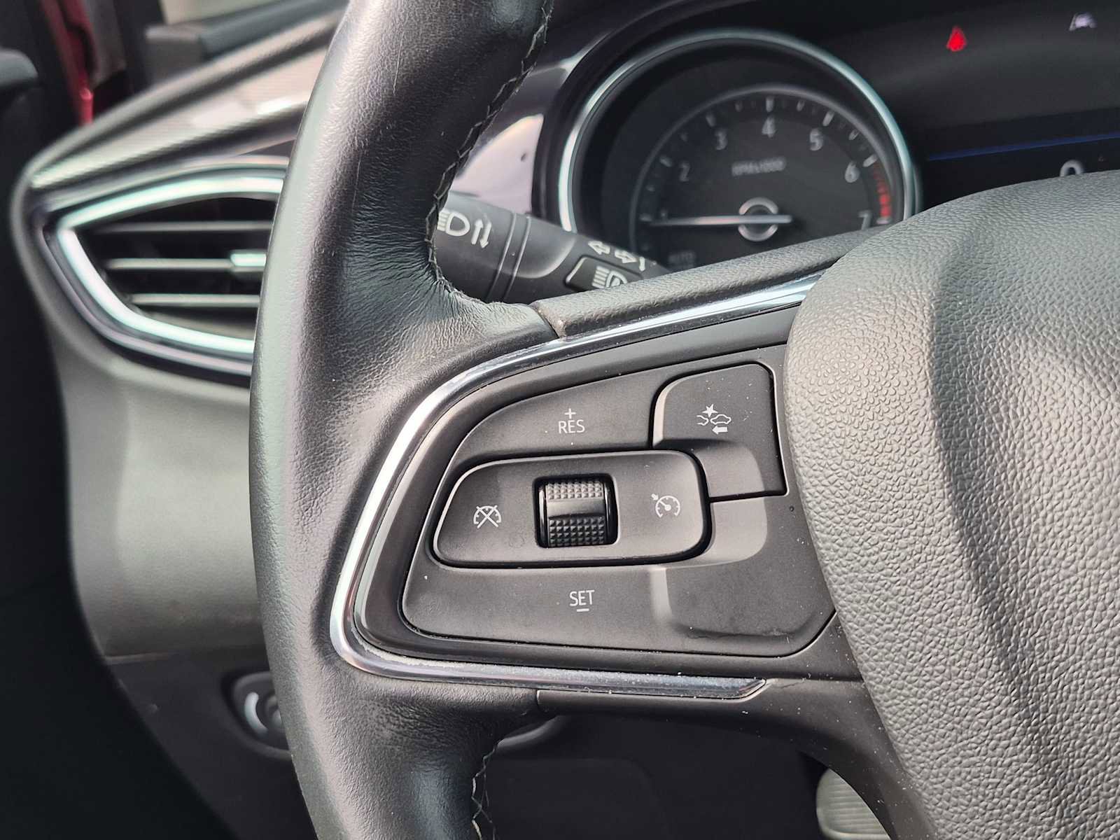 Used 2020 Buick Encore GX Select FWD image 20