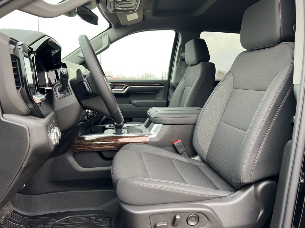 New 2026 GMC Sierra 1500 Elevation image 5