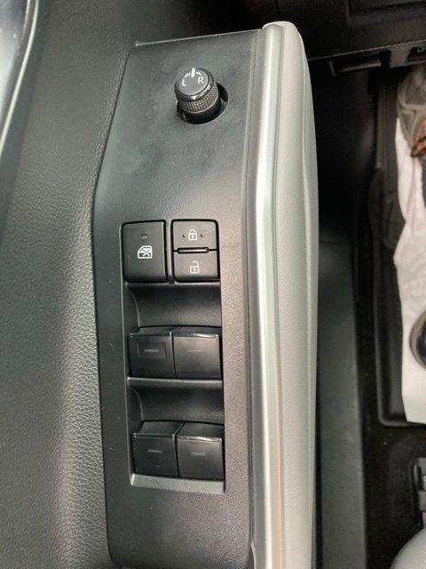 Certified 2023 Toyota Highlander XLE image 45