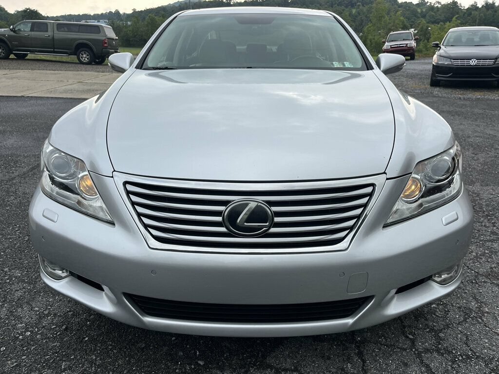 Used 2011 Lexus LS 460 L w/ Luxury Pkg AWD/4WD image 20
