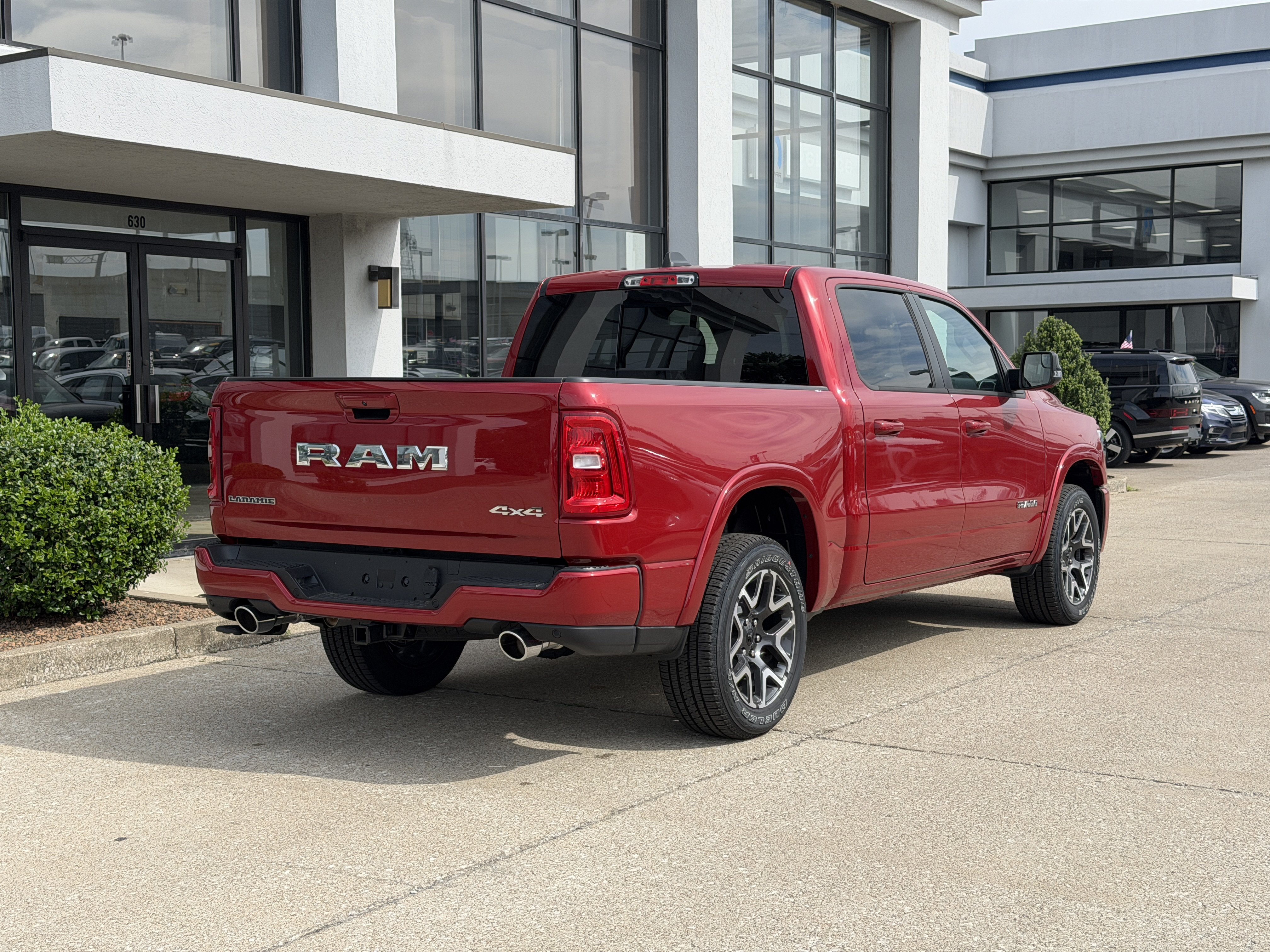 New 2026 RAM 1500 Laramie w/ Sport Appearance Package AWD/4WD image 4