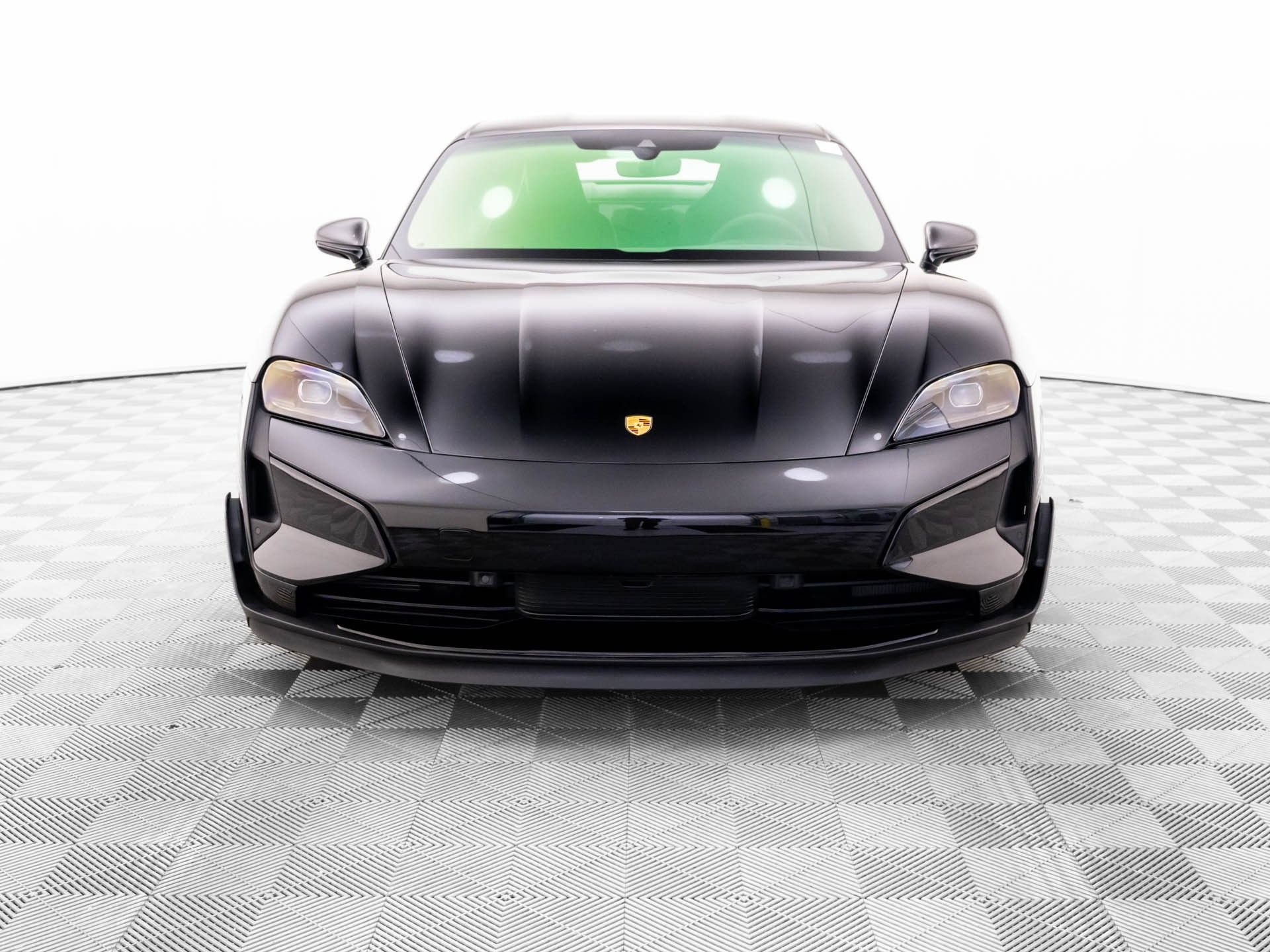 Used 2026 Porsche Taycan Turbo GT AWD/4WD image 9
