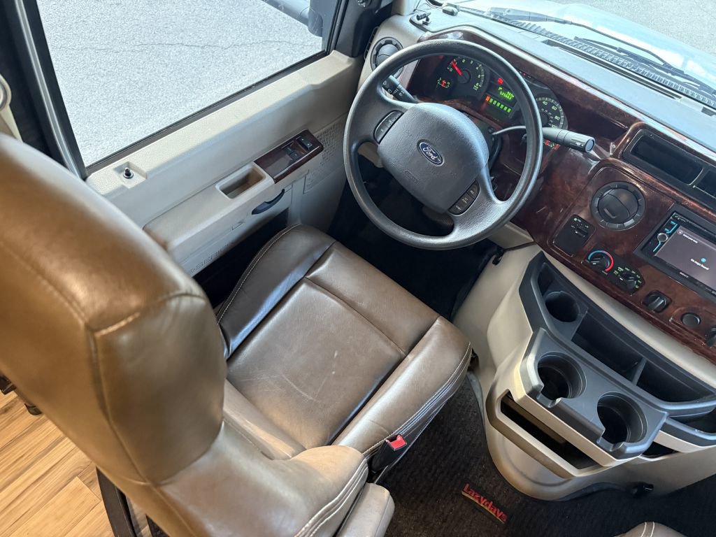 Used 2017 Ford E-450 and Econoline 450 Super Duty w/ Motorhome Prep Package RWD image 45