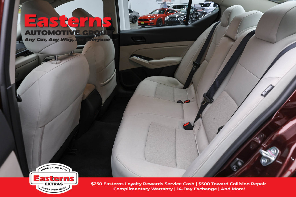 Used 2023 Nissan Altima 2.5 SV AWD/4WD image 22