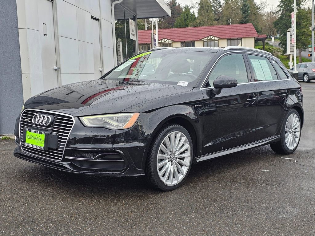Used 2016 Audi A3 e-tron Premium Plus w/ Premium Plus Package image 3