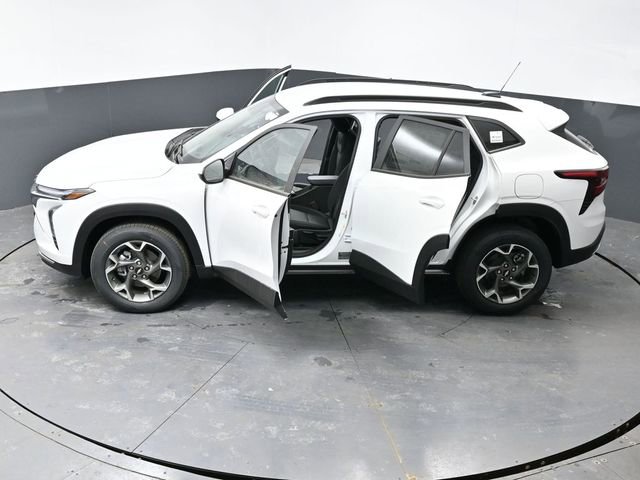 New 2026 Chevrolet Trax LT w/ Driver Confidence Package image 60