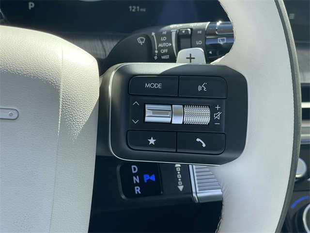 Used 2025 Hyundai Santa Fe Calligraphy image 18