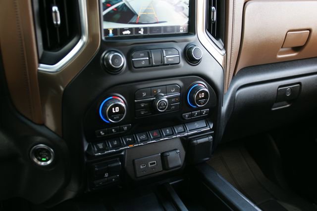 Used 2020 Chevrolet Silverado 2500 High Country w/ Safety Package II AWD/4WD image 27