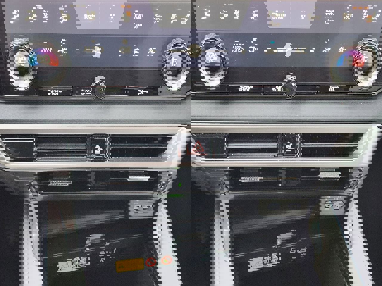 Used 2024 Lexus RX 350 Premium w/ Accessory Package (Z1) image 18