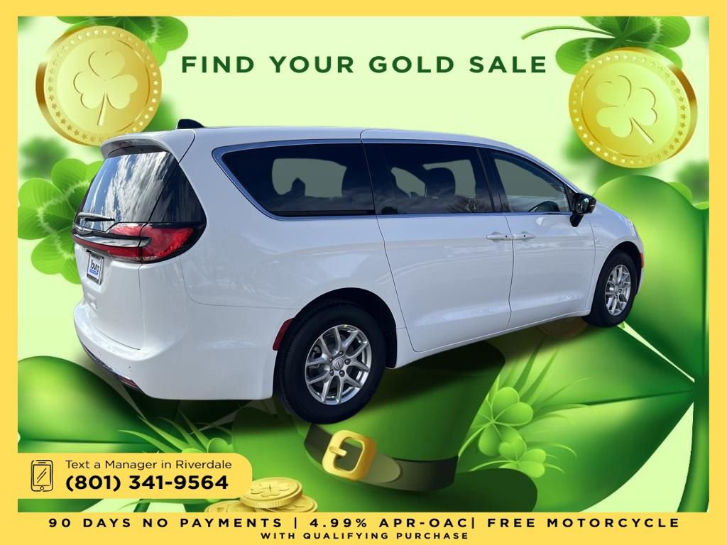 New 2026 Chrysler Pacifica Select image 5