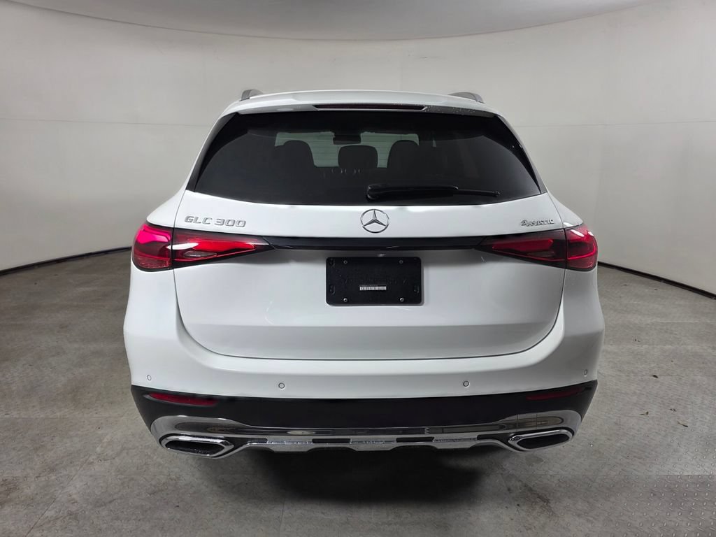 Certified 2025 Mercedes-Benz GLC 300 4MATIC image 5