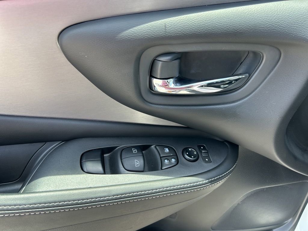 Certified 2024 Nissan Murano SV FWD image 20