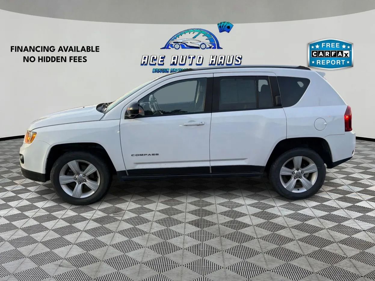 Used 2017 Jeep Compass Sport w/ Power Value Group image 4