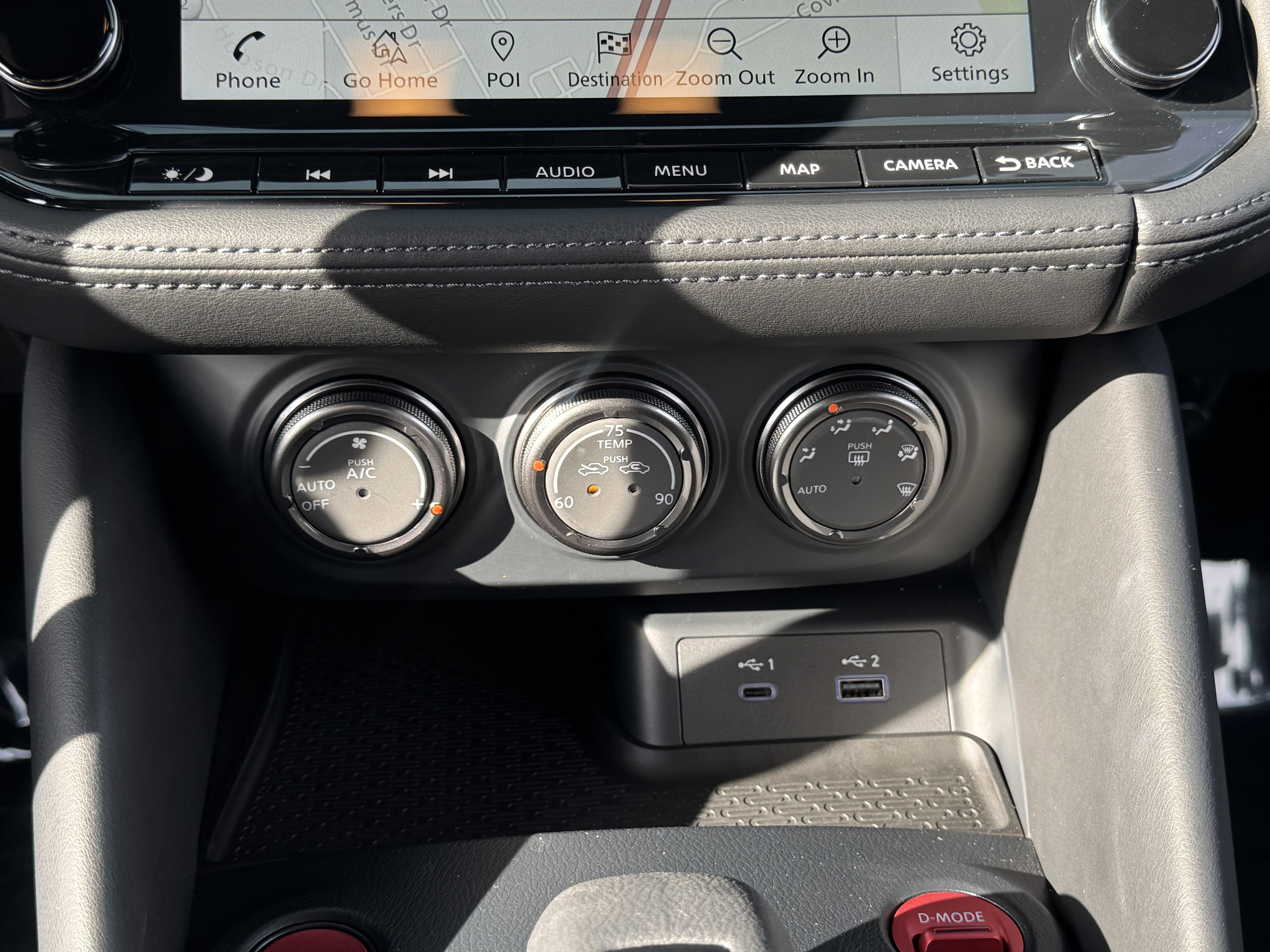 Used 2024 Nissan Z NISMO w/ Floor Mat Package image 29