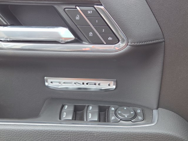 New 2026 GMC Sierra 1500 Denali w/ Technology Package AWD/4WD image 30