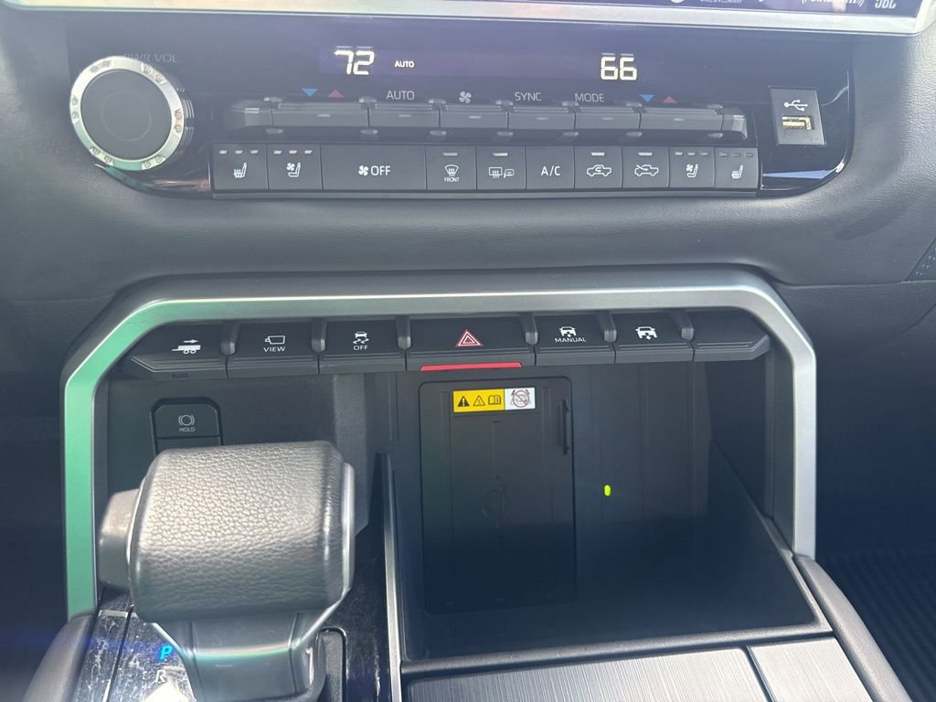 Used 2022 Toyota Tundra Platinum w/ Advanced Package image 37