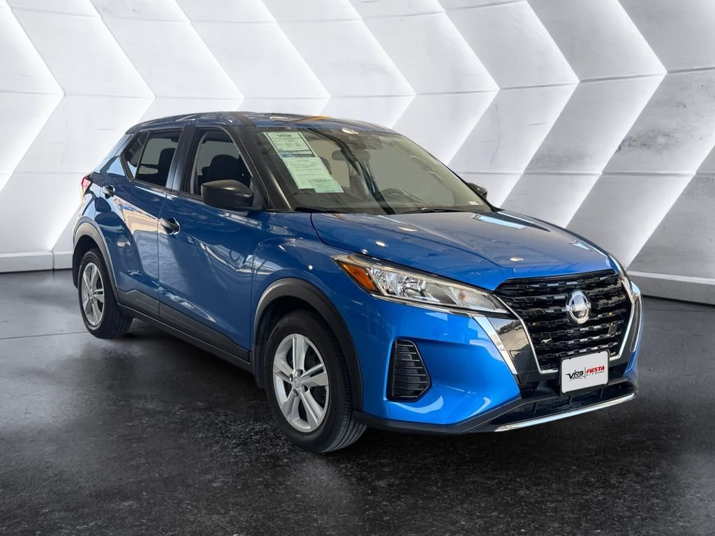 Used 2025 Nissan Kicks Play S