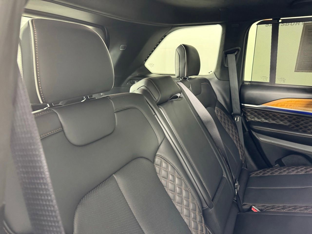 Used 2023 Jeep Grand Cherokee Summit AWD/4WD image 41