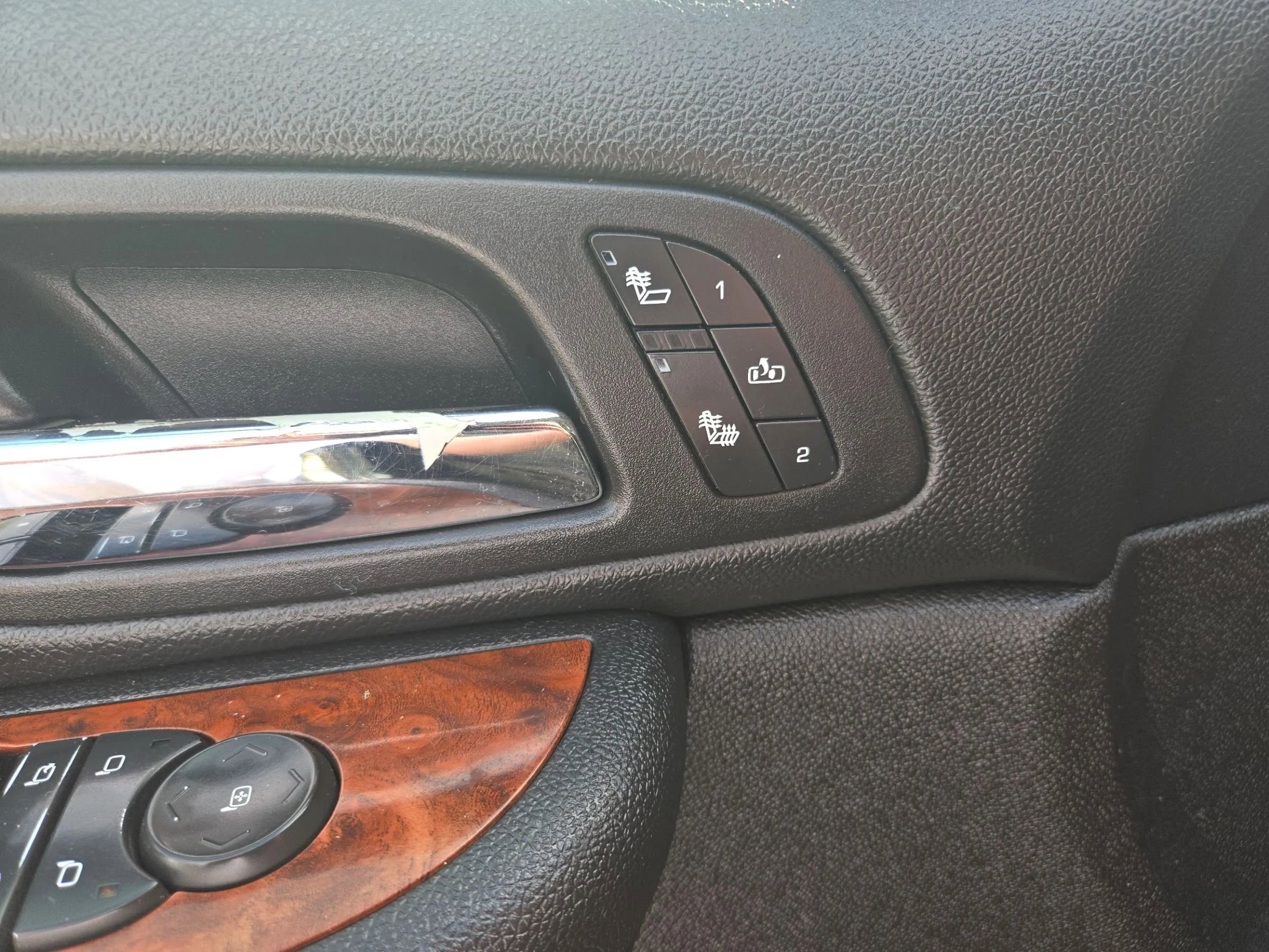 Used 2008 Chevrolet Silverado 1500 LTZ w/ Max Trailering Pack image 28