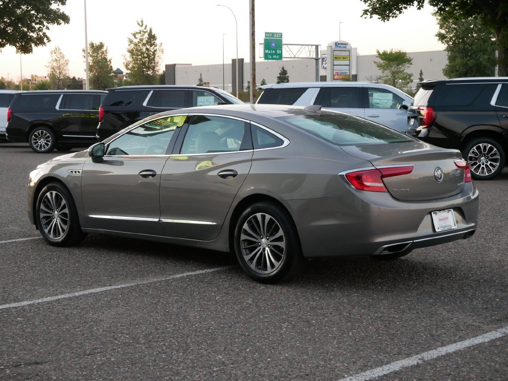 Used 2018 Buick LaCrosse Essence FWD image 7