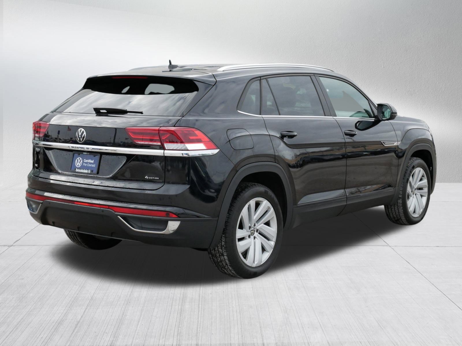 Certified 2023 Volkswagen Atlas Cross Sport SE image 7