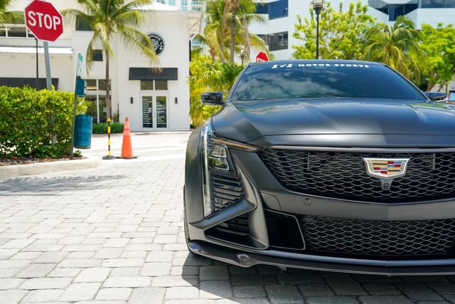 Used 2025 Cadillac CT5 V Blackwing w/ Carbon Fiber 2 Package RWD image 7