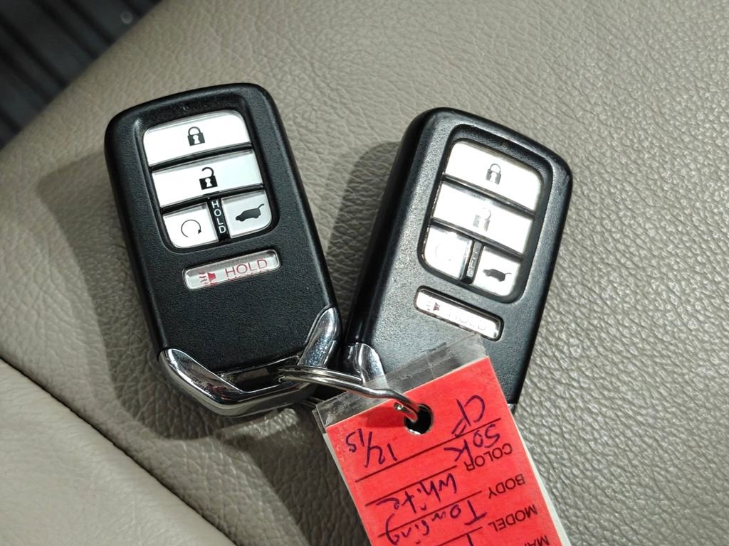 Used 2022 Honda Pilot Touring image 16