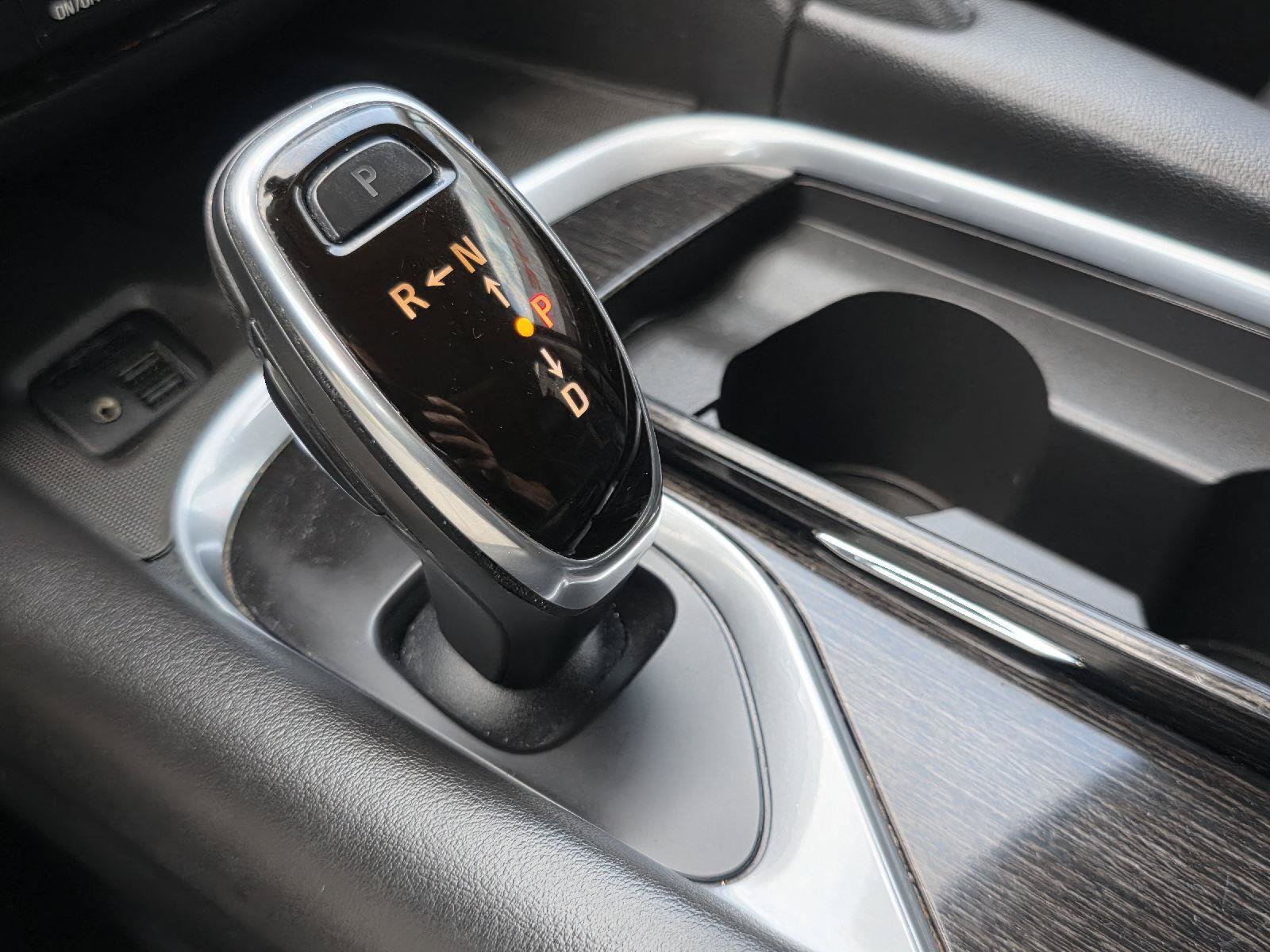 Used 2020 Buick Enclave Avenir w/ Avenir Technology Package FWD image 18