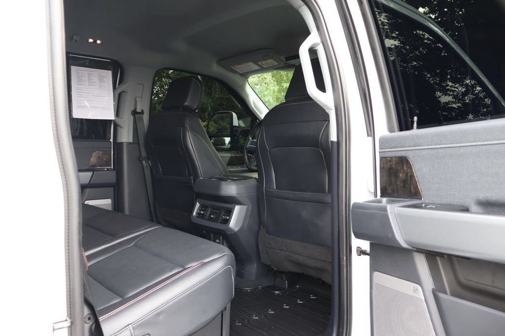 Used 2023 Ford F250 Lariat w/ Sport Appearance Package AWD/4WD image 54