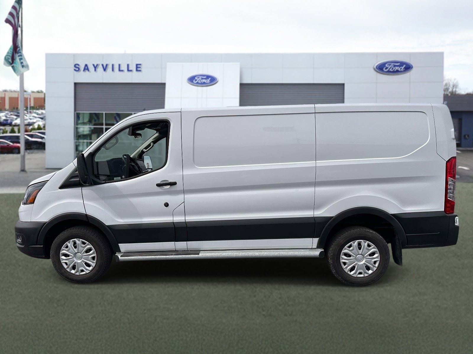 Used 2024 Ford Transit 250 Low Roof w/ Exterior Upgrade Package RWD image 2