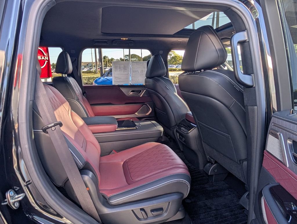 Used 2025 INFINITI QX80 Autograph image 17