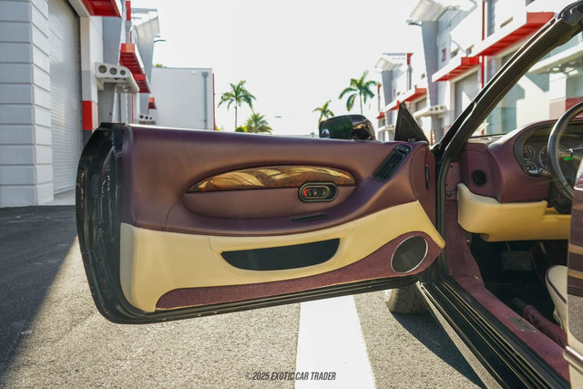 Used 1998 Aston Martin DB7 Volante image 35