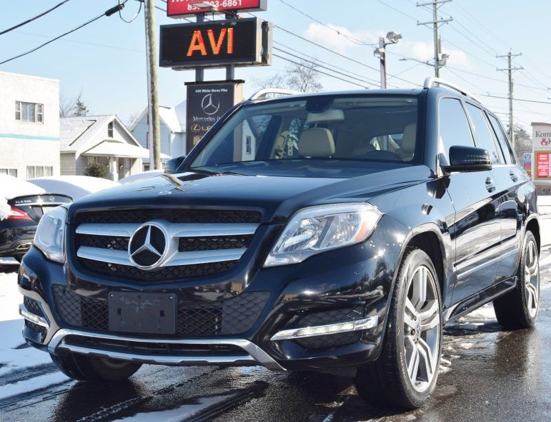 Used 2013 Mercedes-Benz GLK 350 4MATIC image 10