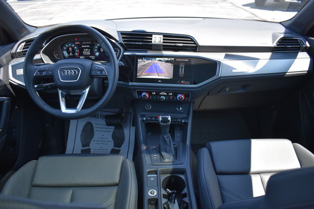 Used 2025 Audi Q3 2.0T Premium w/ Convenience Package AWD/4WD image 23