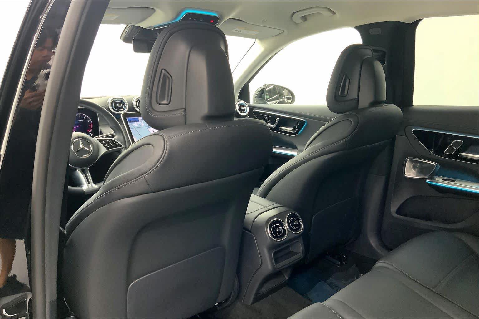 Used 2023 Mercedes-Benz GLC 300 image 17