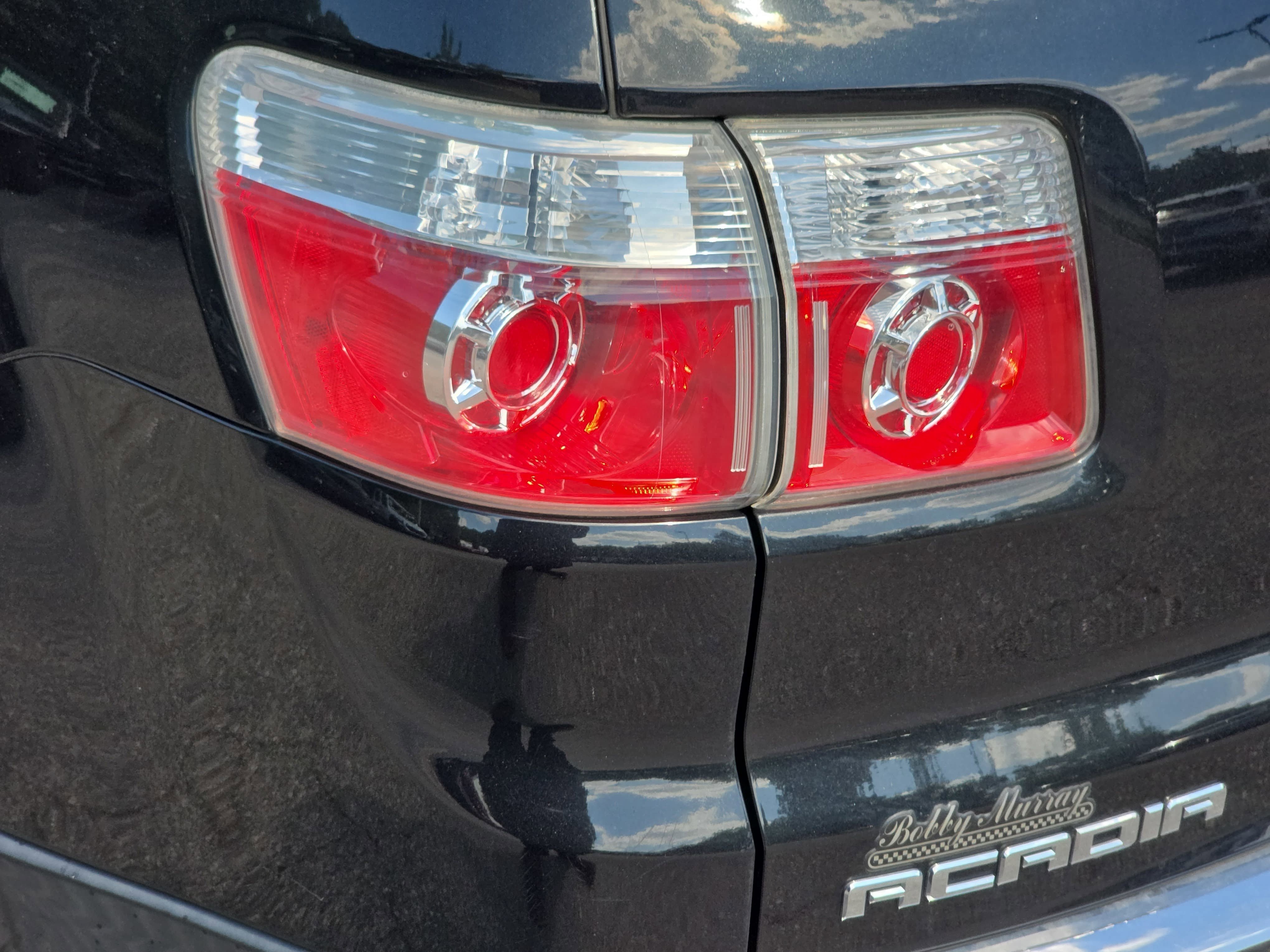 Used 2012 GMC Acadia SLE w/ LPO, 'HIT The Road' Package FWD image 34