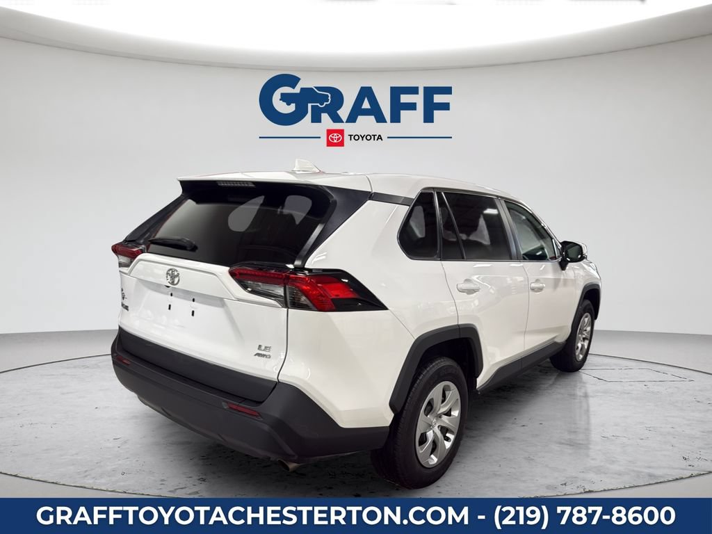 Used 2022 Toyota RAV4 LE AWD/4WD image 8