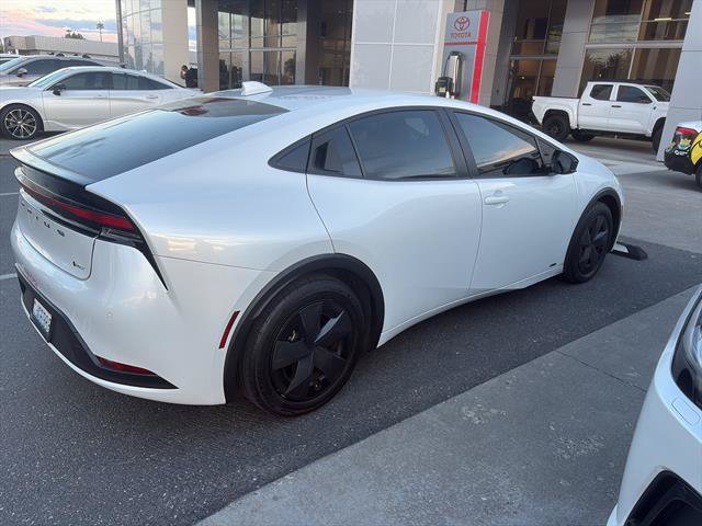Used 2023 Toyota Prius LE AWD/4WD image 9