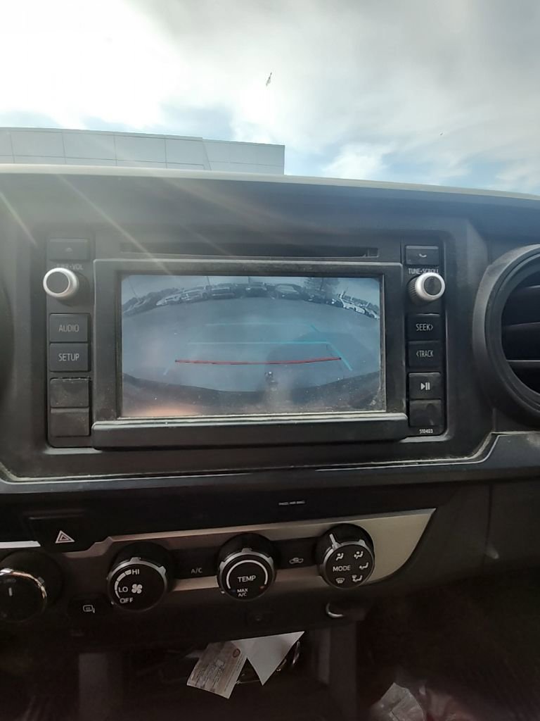 Used 2019 Toyota Tacoma SR image 5