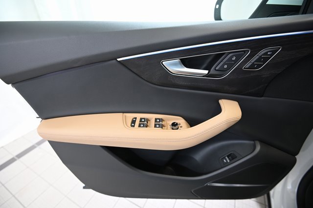 New 2026 Audi Q8 Prestige image 22