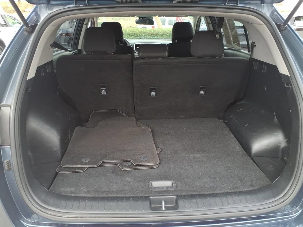 Used 2021 Kia Sportage LX FWD image 9