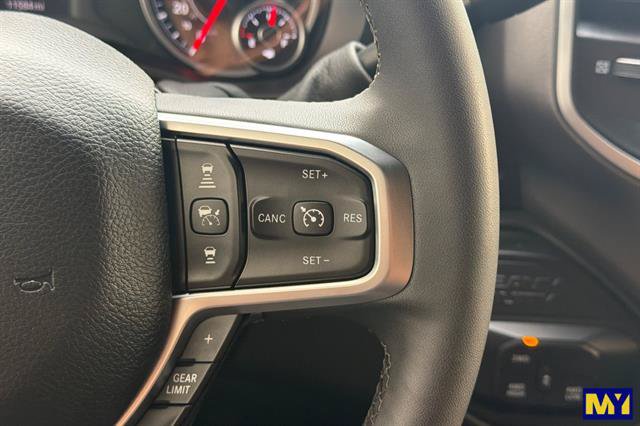 Used 2025 RAM 2500 Big Horn AWD/4WD image 28